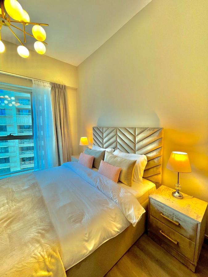 First Class 2Br With Burj Khalifa & Downtown View Dubaj Exteriér fotografie