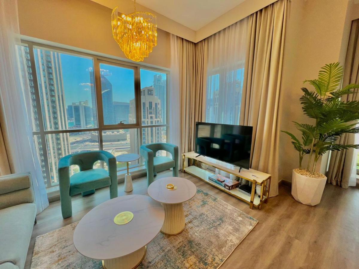 First Class 2Br With Burj Khalifa & Downtown View Dubaj Exteriér fotografie