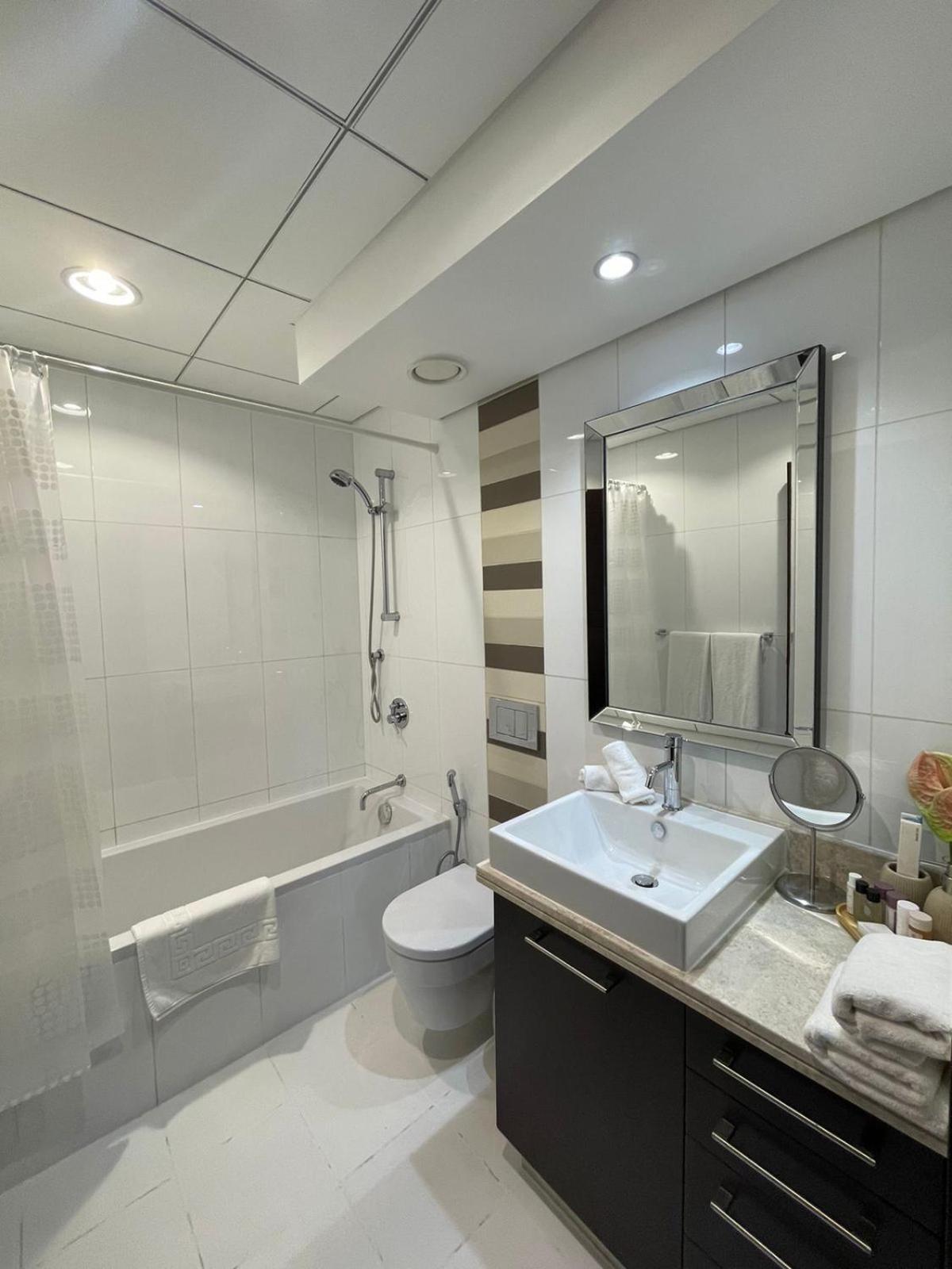 First Class 2Br With Burj Khalifa & Downtown View Dubaj Exteriér fotografie