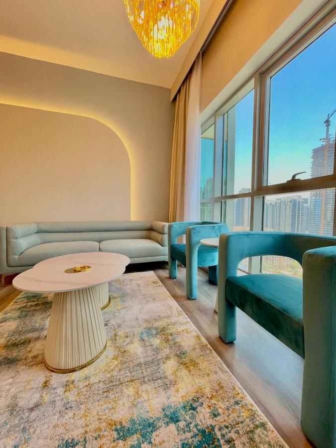 First Class 2Br With Burj Khalifa & Downtown View Dubaj Exteriér fotografie