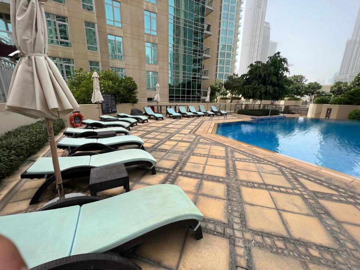 First Class 2Br With Burj Khalifa & Downtown View Dubaj Exteriér fotografie